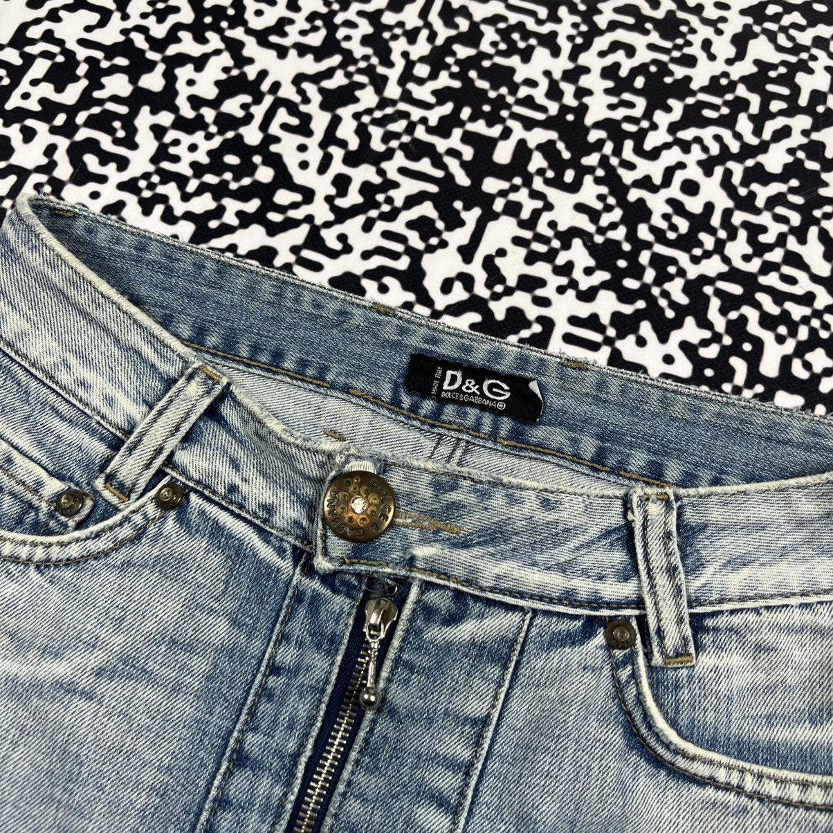 Dolce & Gabbana Vintage 90s D&G Dolce Gabbana Denim Mini Skirt Retro Luxury Size 28" / US 6 / IT 42 - 13 Thumbnail