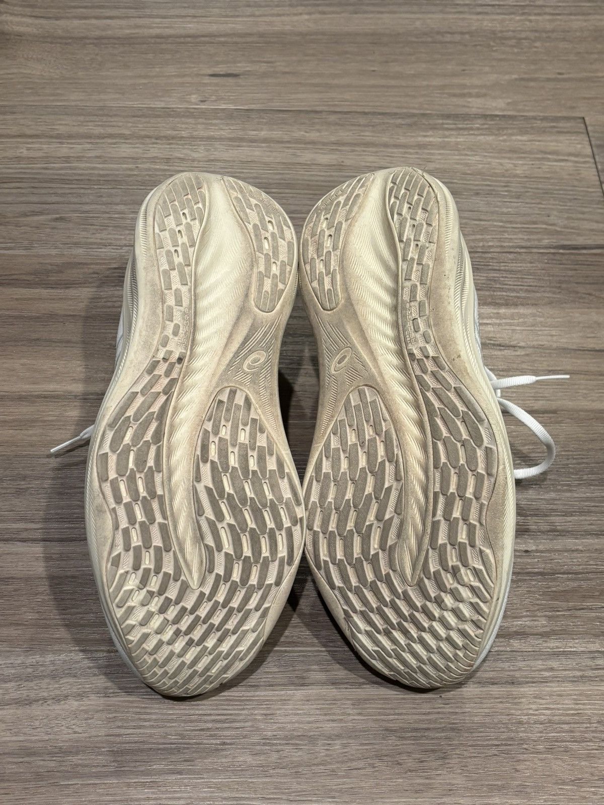 Asics Asics Gel-Nimbus 26 Size US 9 / EU 42 - 6 Thumbnail