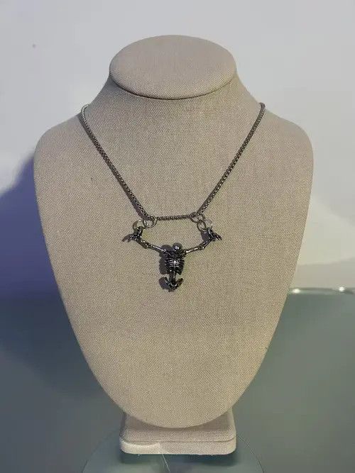 Japanese Brand Hanging Skeleton Necklace Size ONE SIZE - 3 Thumbnail