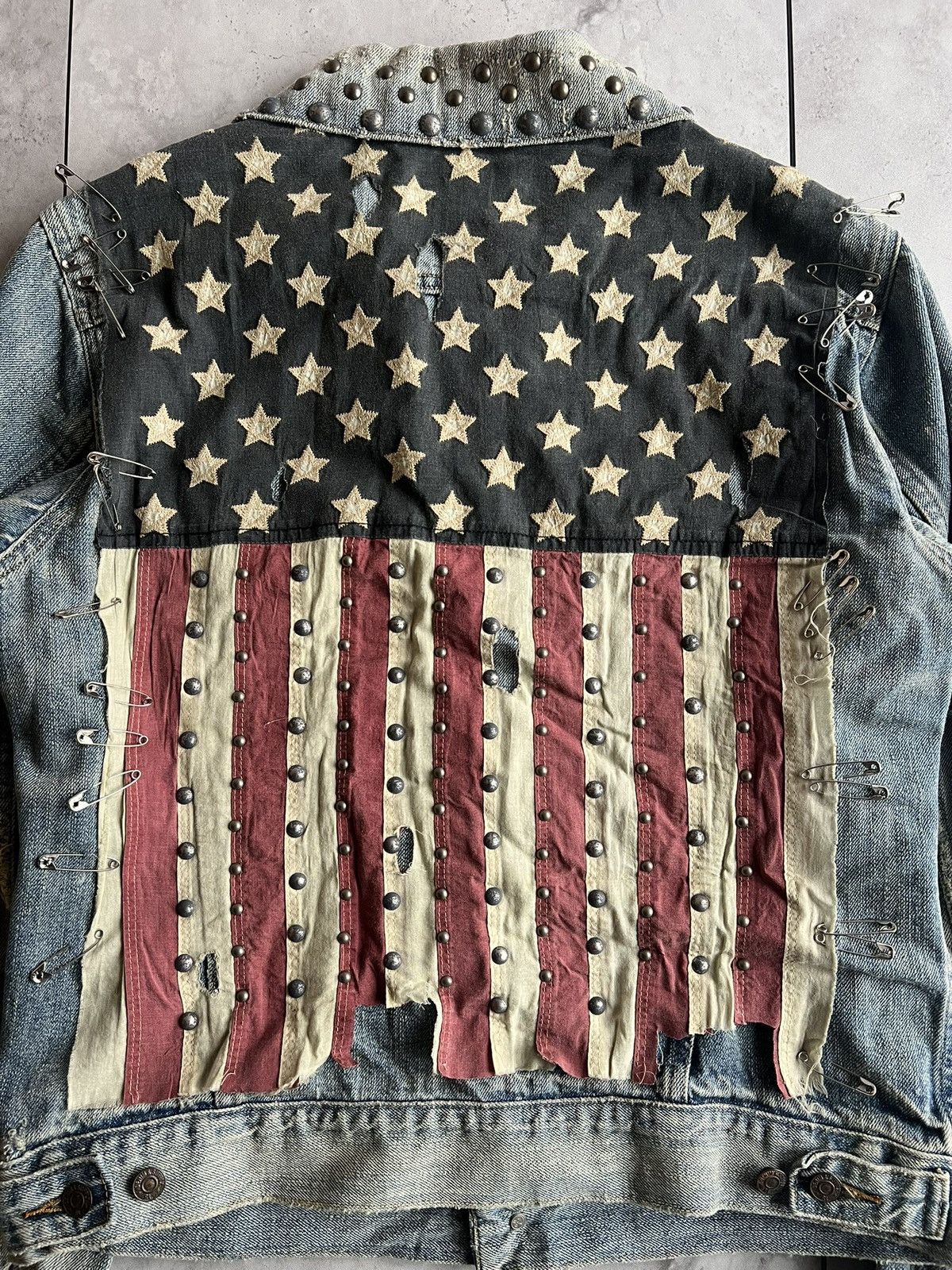 Ralph Lauren Ralph Lauren Studded American Flag Safety Pin Denim Jacket Size US M / EU 48-50 / 2 - 3 Thumbnail