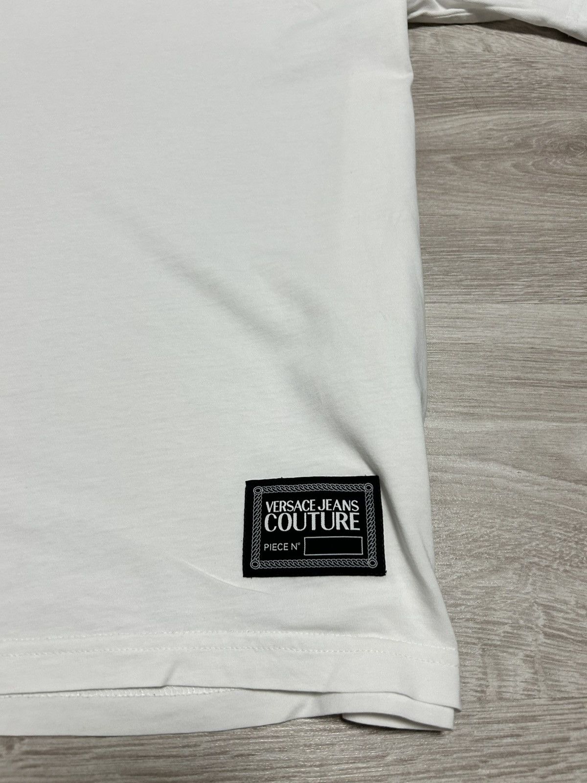 Versace Jeans Couture Versace Jeans Couture T-shirt size S luxury Size US S / EU 44-46 / 1 - 8 Thumbnail