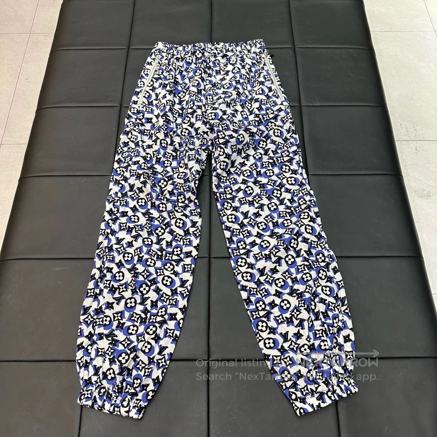 Louis Vuitton Louis Vuitton Blue White Monogram Jogging Pants. Size US 34 / EU 50 - 2 Thumbnail