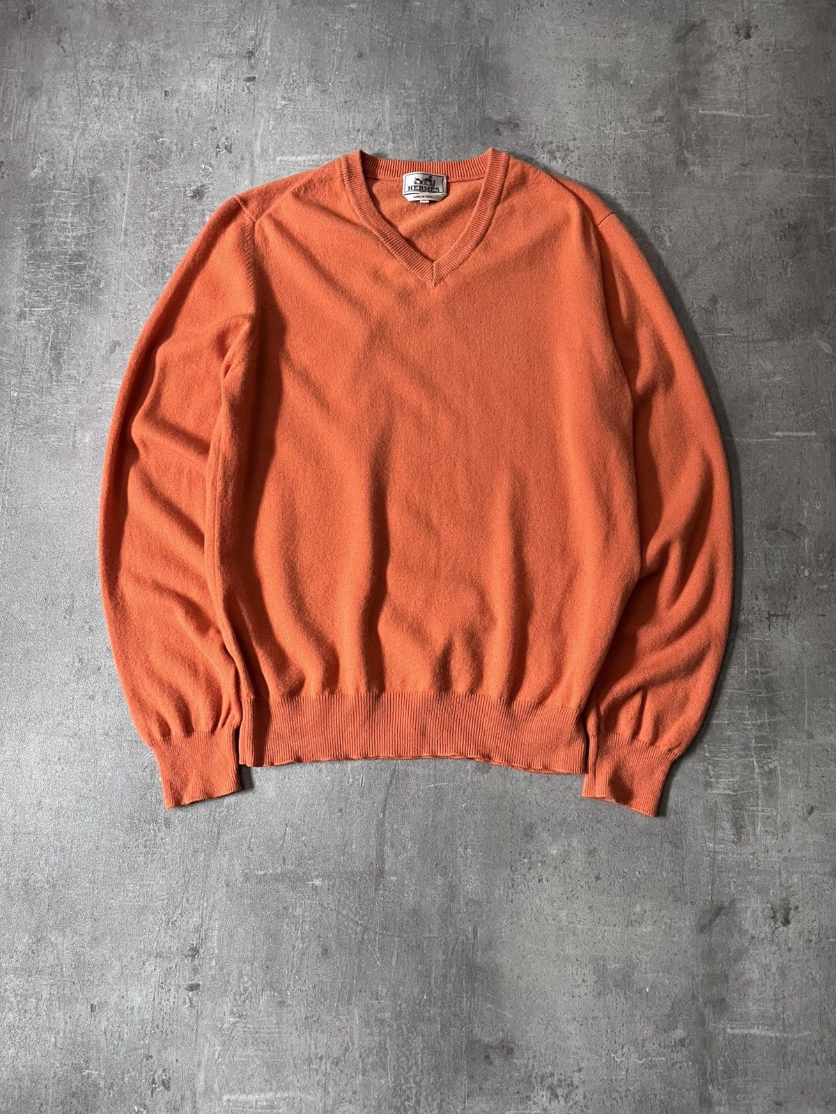 Hermes Hermes orange cashmere sweater V-neck Size US M / EU 48-50 / 2 - 1 Thumbnail
