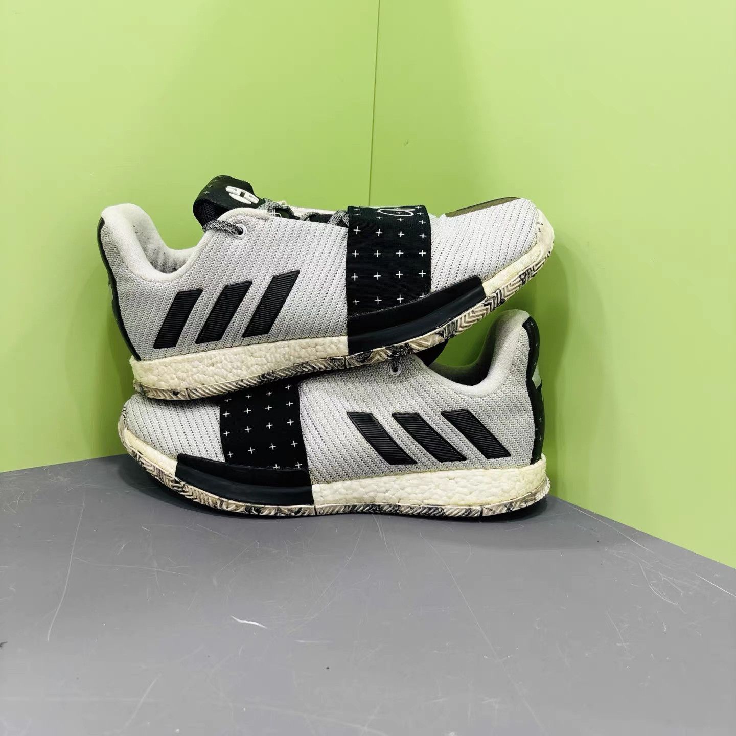 Adidas adidas Harden 3 BHM Basketball Shoes K15 Size US 9.5 / EU 42-43 - 4 Thumbnail