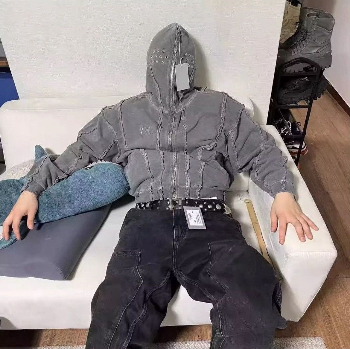 Japanese Brand Y2K Gladiator Zip Up Hoodie Size US S / EU 44-46 / 1 - 3 Thumbnail