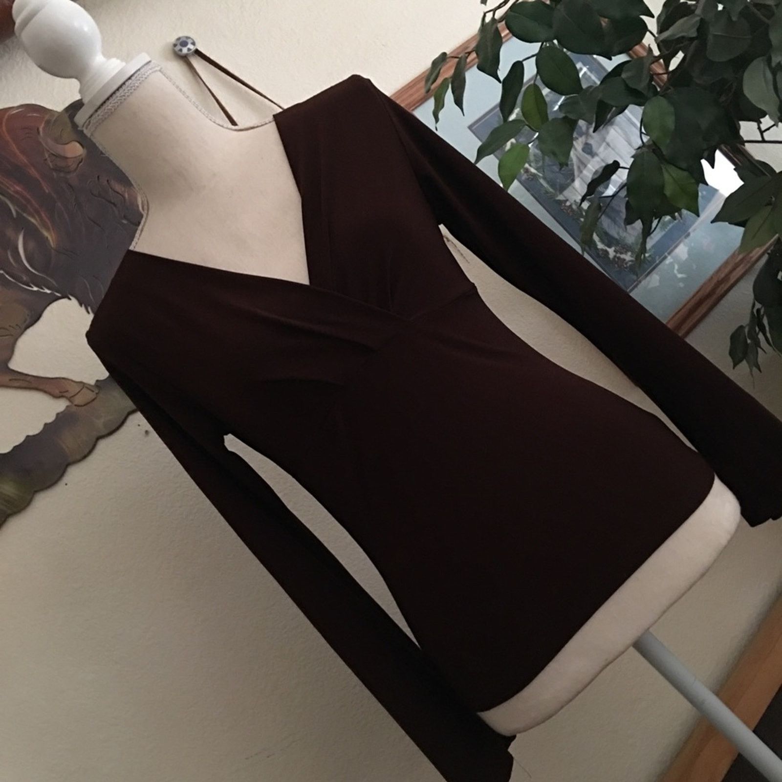 Other Nexxen 9 brown long sleeve v neck top EUC S Size S / US 4 / IT 40 - 1 Thumbnail