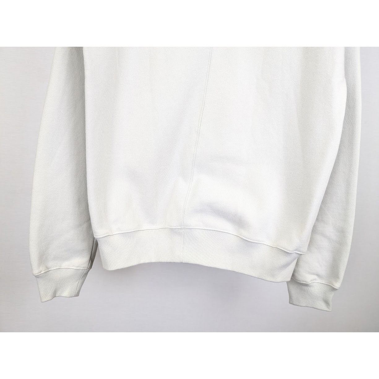 Calvin Klein o1rshd1 Crewneck Sweater in White Size US XL / EU 56 / 4 - 11 Thumbnail