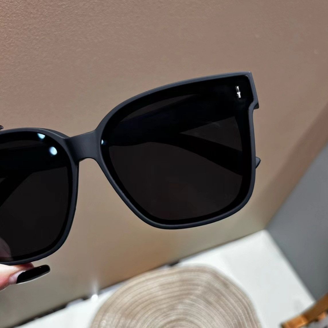 VIBE Dark Street ins style custom avant-garde sunglasses Size ONE SIZE - 3 Thumbnail