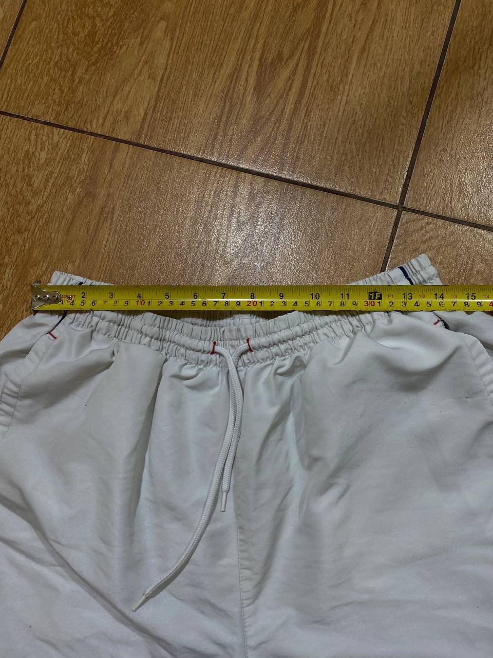 Umbro Vintage Umbro Small logo streetwear 80`s sports shorts Size US 38 / EU 54 - 11 Thumbnail