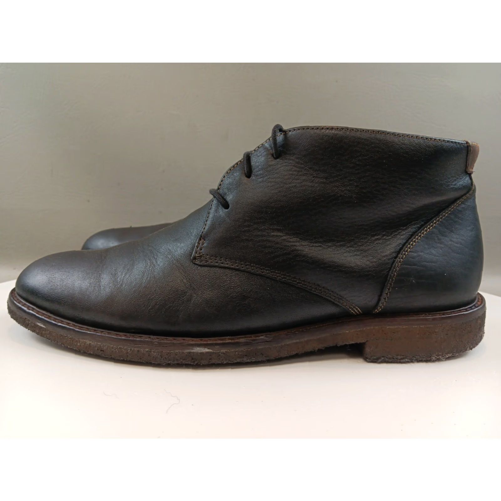 Johnston & Murphy Johnston & Murphy Copeland Chukka Boots Mens 11.5 Black Full Grain Leather Boots Comfort Memory Foam Sheepskin Lining Crepe Rubber Outsole Size US 12 / EU 45 - 5 Thumbnail