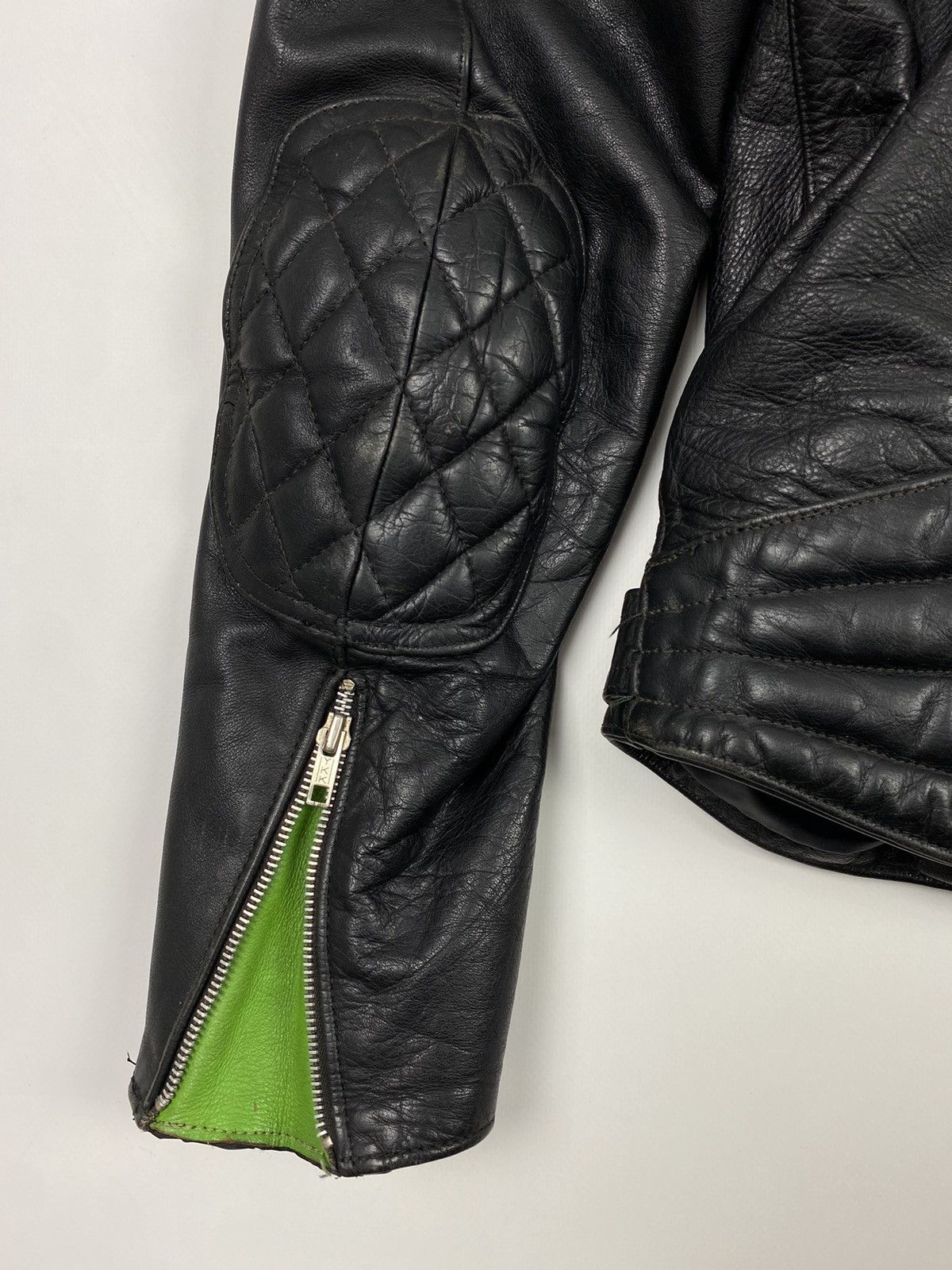 Vintage 1970s Vintage Distressed Kawasaki Heavy Leather Biker Jacket Size US M / EU 48-50 / 2 - 13 Thumbnail