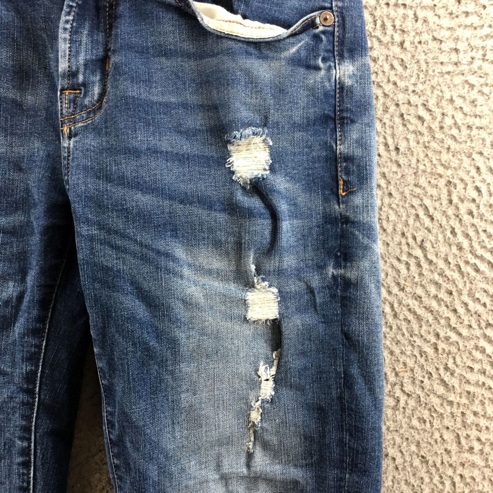 American Eagle Outfitters American Eagle Outfitters Denim Skinny Jeans Mens 28x32 Blue Distressed Pockets Low Rise Slim 5-Pocket Design Mens Jeans Size US 28 / EU 44 - 7 Thumbnail