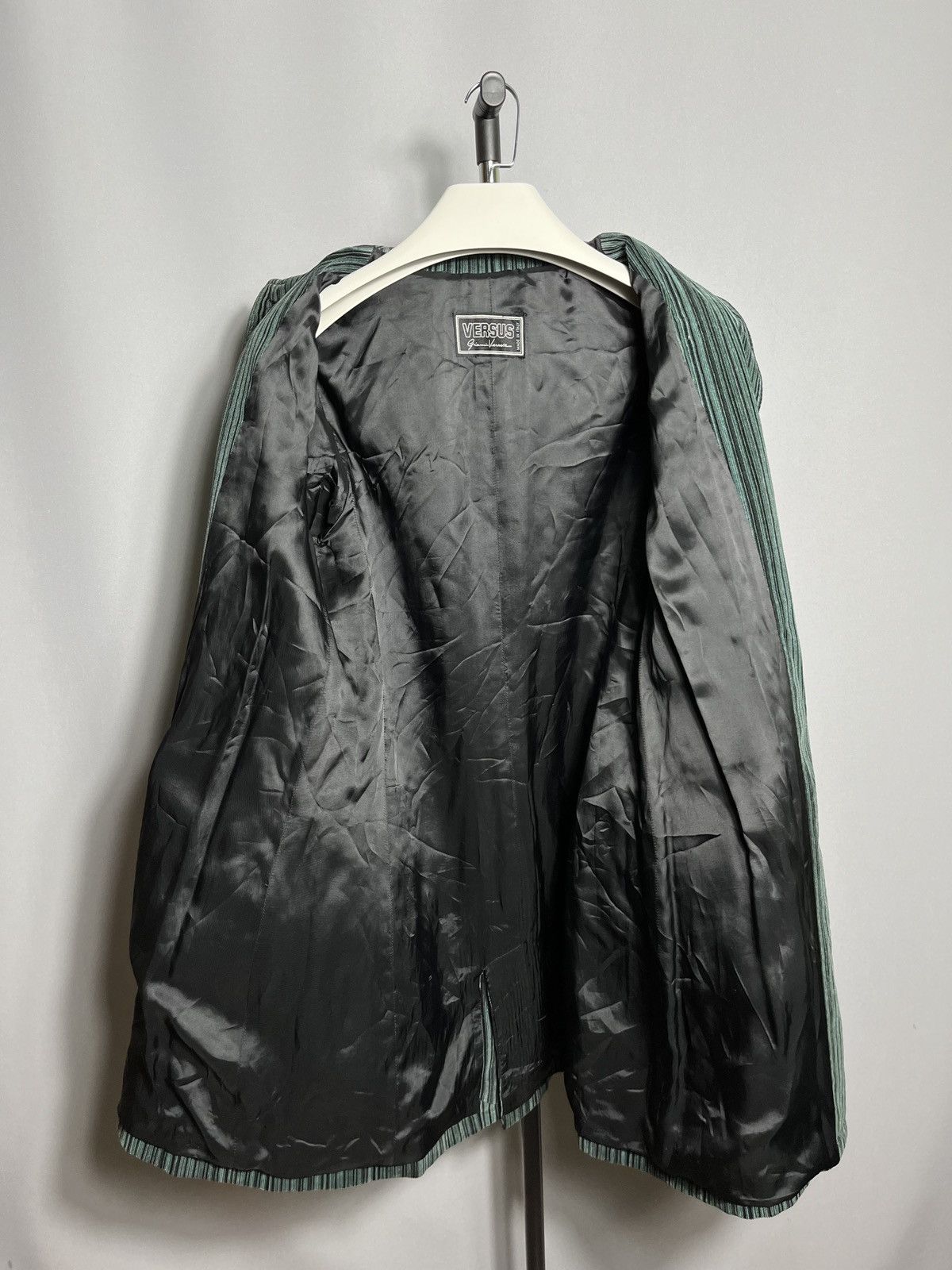 Versus 90s versus gianni versace coat velvet womans striped green Size M / US 6-8 / IT 42-44 - 11 Thumbnail