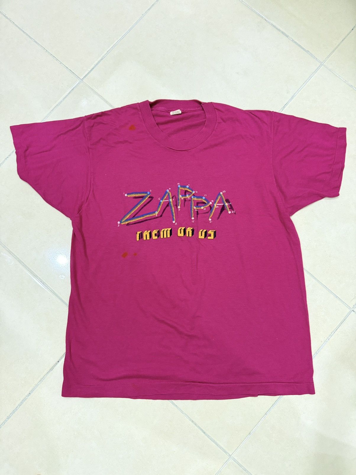 Band Tees Vintage 1984 Frank Zappa "Them or Us" Size US XL / EU 56 / 4 - 1 Thumbnail