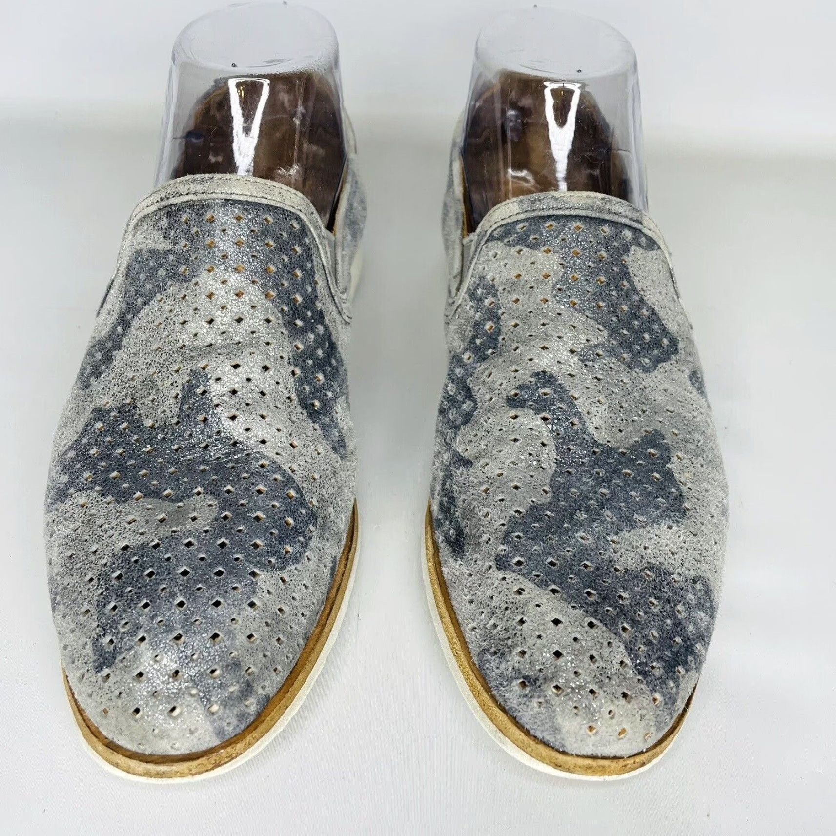 Vintage Trask Andi Perforated Metallic Suede Loafer Flats in Pewter Camo Size 8 Comfort Women Loafer Flat Slip On Leather Round Toe Camouflage Camo 8 Mens? Size US 8 / IT 38 - 2 Thumbnail