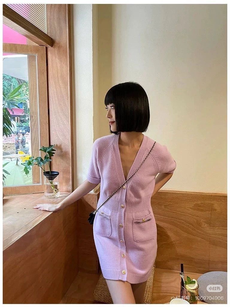 Chanel Chanel Lilac knitted dress 2504-Nextarrow Size XS / US 0-2 / IT 36-38 - 9 Thumbnail