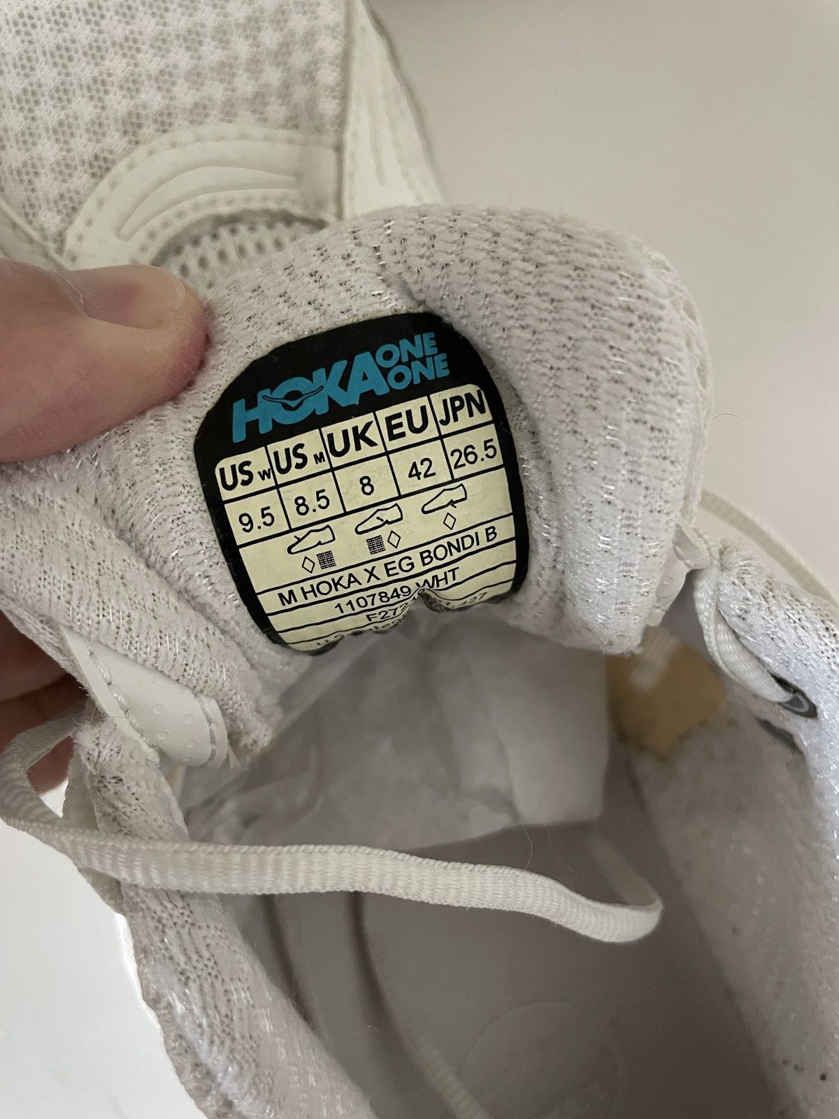 Hoka x eg bondi b hot sale