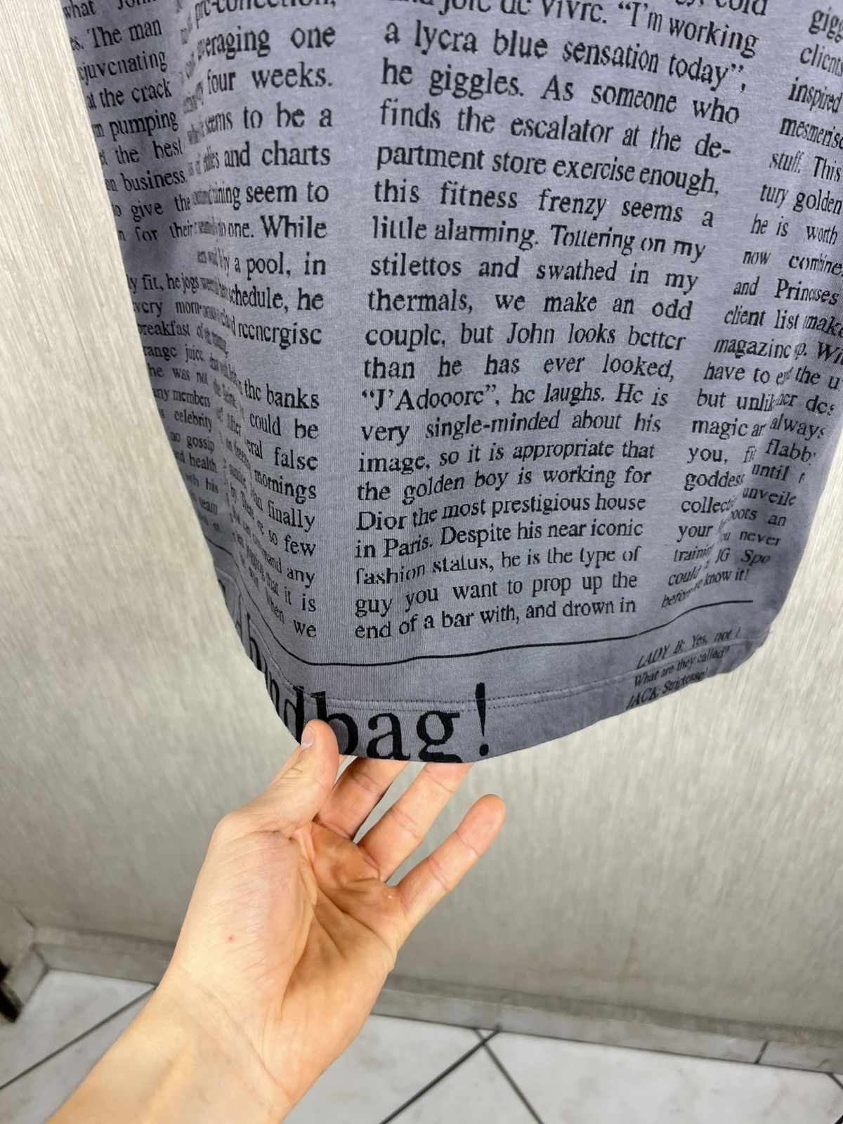 John Galliano John Galliano y2k newspaper gazette full print tee dior Size US XL / EU 56 / 4 - 13 Thumbnail