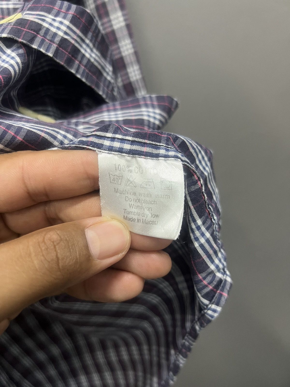 Burberry Burberry London Shirt Button Up Long Sleeve Size US L / EU 52-54 / 3 - 7 Thumbnail