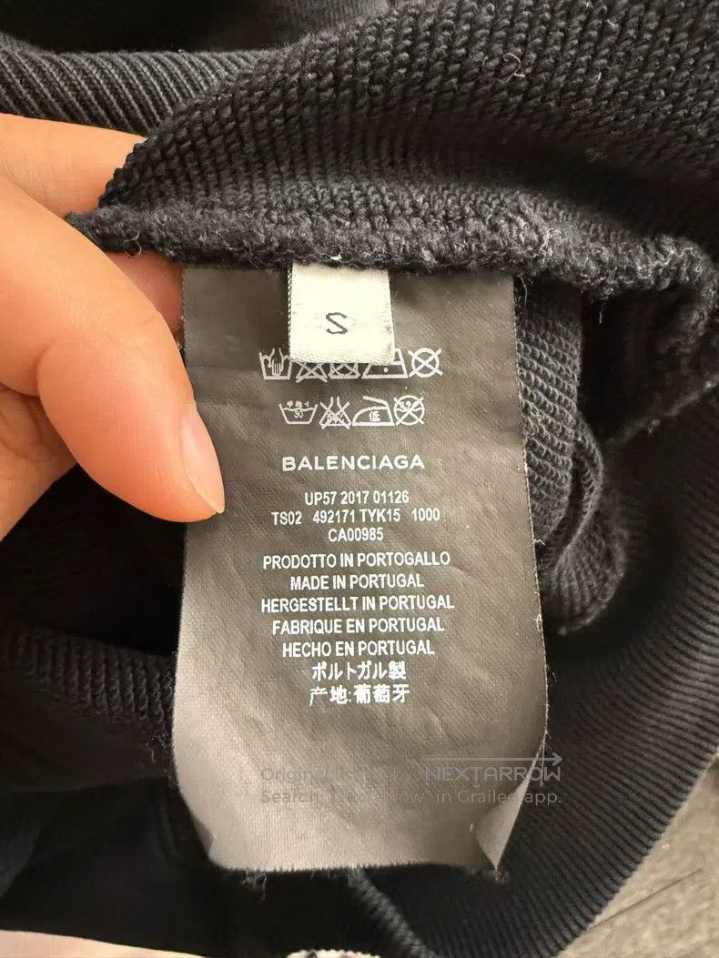 Balenciaga Balenciaga City Limited Gradient Rainbow Letter Black Hood Size US S / EU 44-46 / 1 - 5 Thumbnail
