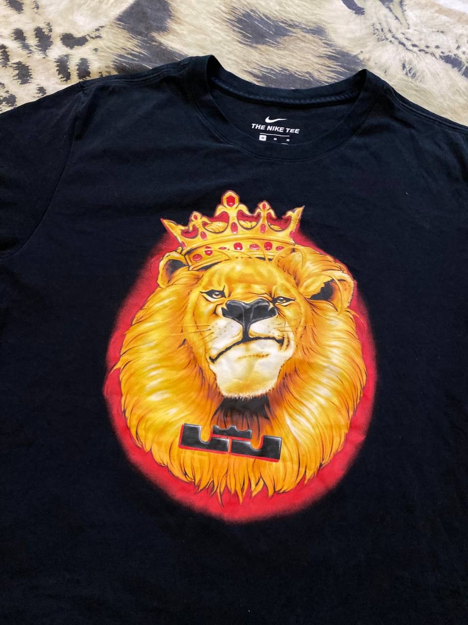 Nike big print center T-Shirt Streetwear Y2K Nike Vintage Size US M / EU 48-50 / 2 - 7 Thumbnail