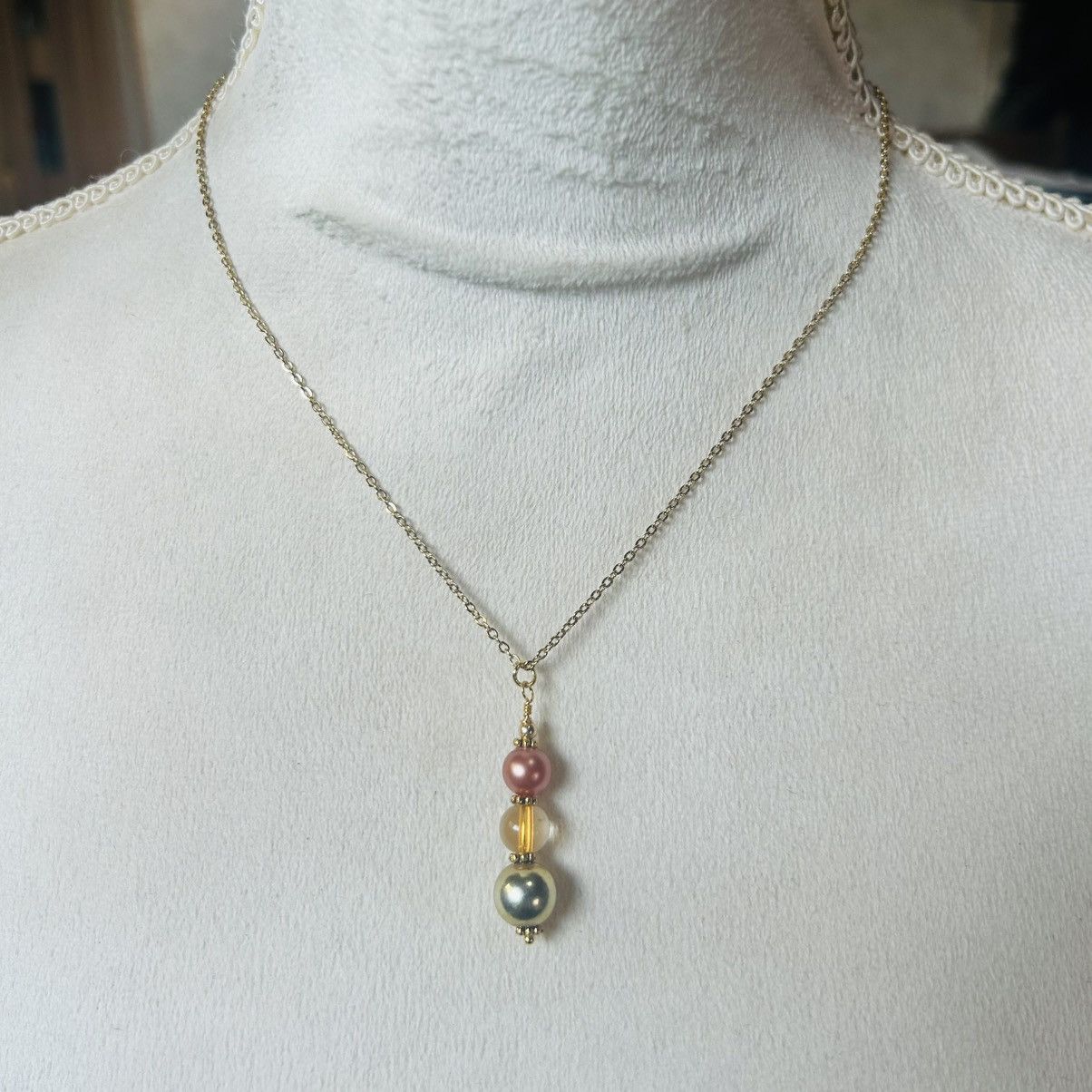 Handmade Handcrafted vintage bead drop pendant on chain necklace Size ONE SIZE - 3 Thumbnail