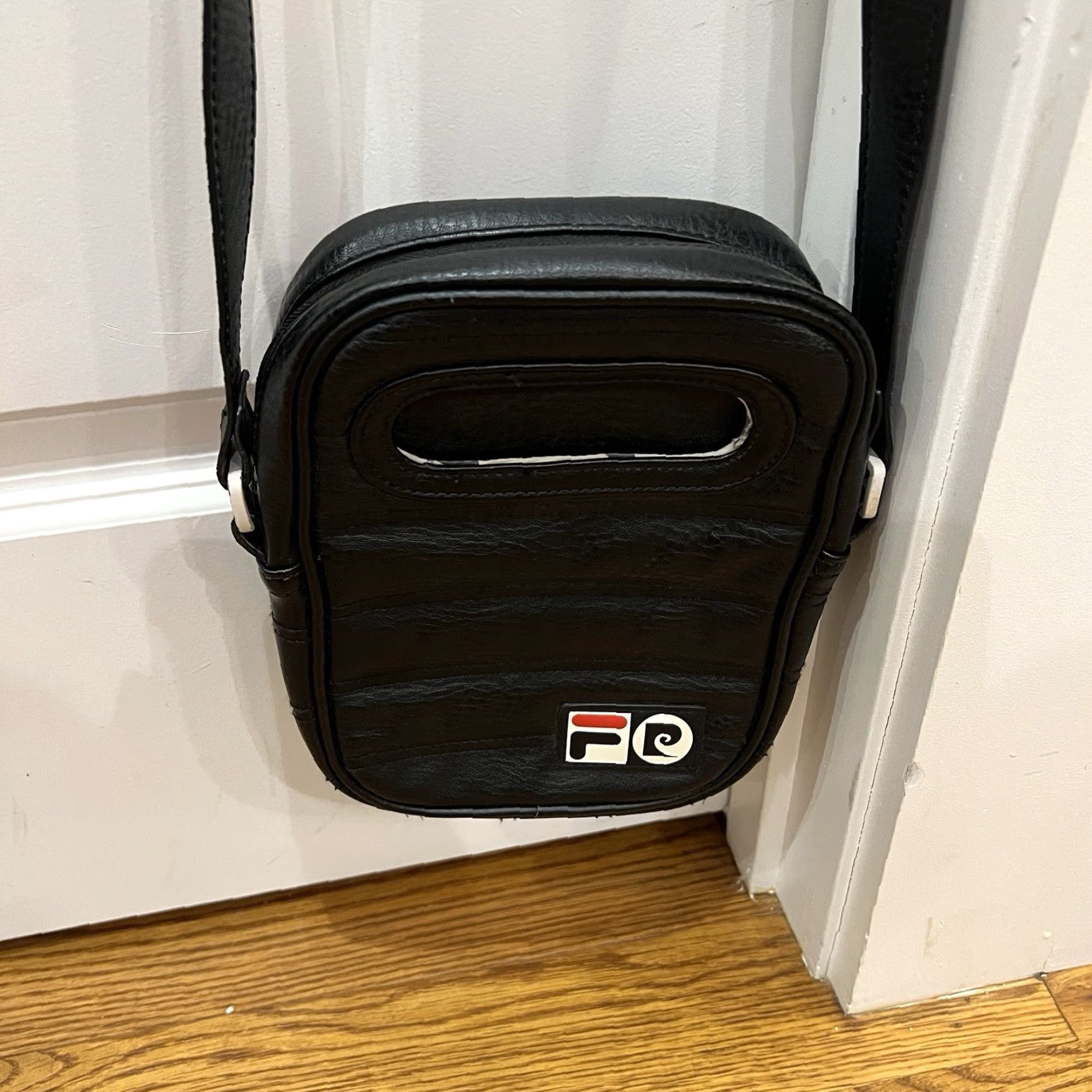 Fila FILAR Pierre Cardin Shoulder Bag 90s Black Leather Small Zip Closure Women's Retro Size ONE SIZE - 2 Thumbnail