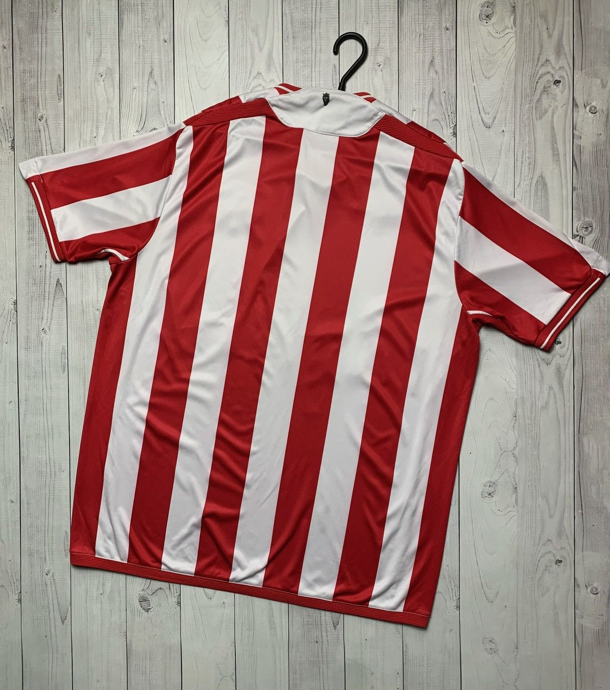 Umbro × Vintage Vintage Umbro Sunderland soccer jersey size M logo Size US M / EU 48-50 / 2 - 4 Thumbnail