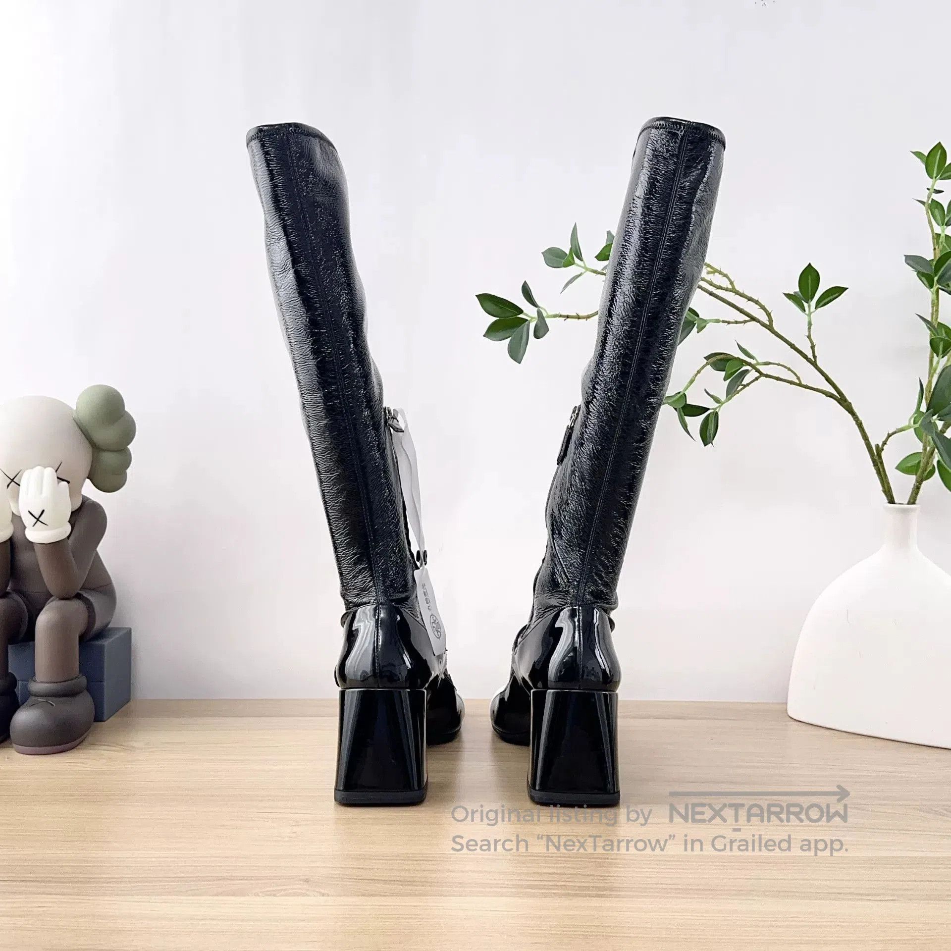 Miu Miu MiuMiu Black White Patent Leather Knee. Size US 8 / IT 38 - 6 Thumbnail