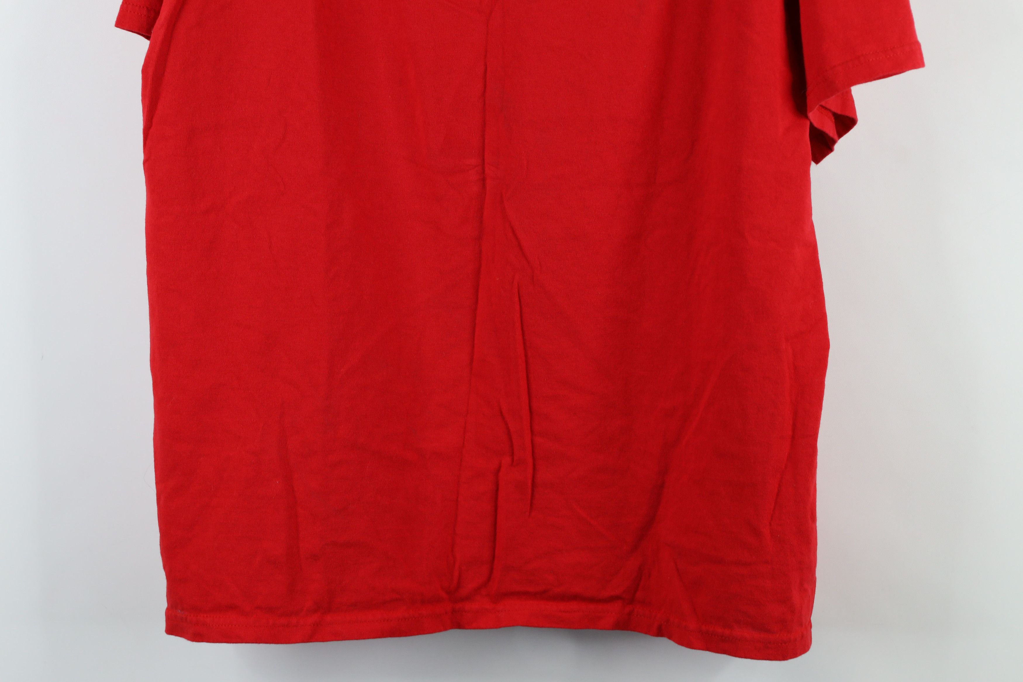 Vintage Vintage Y2K 2003 Chicago The Musical T-Shirt Red Cotton Size US L / EU 52-54 / 3 - 13 Thumbnail