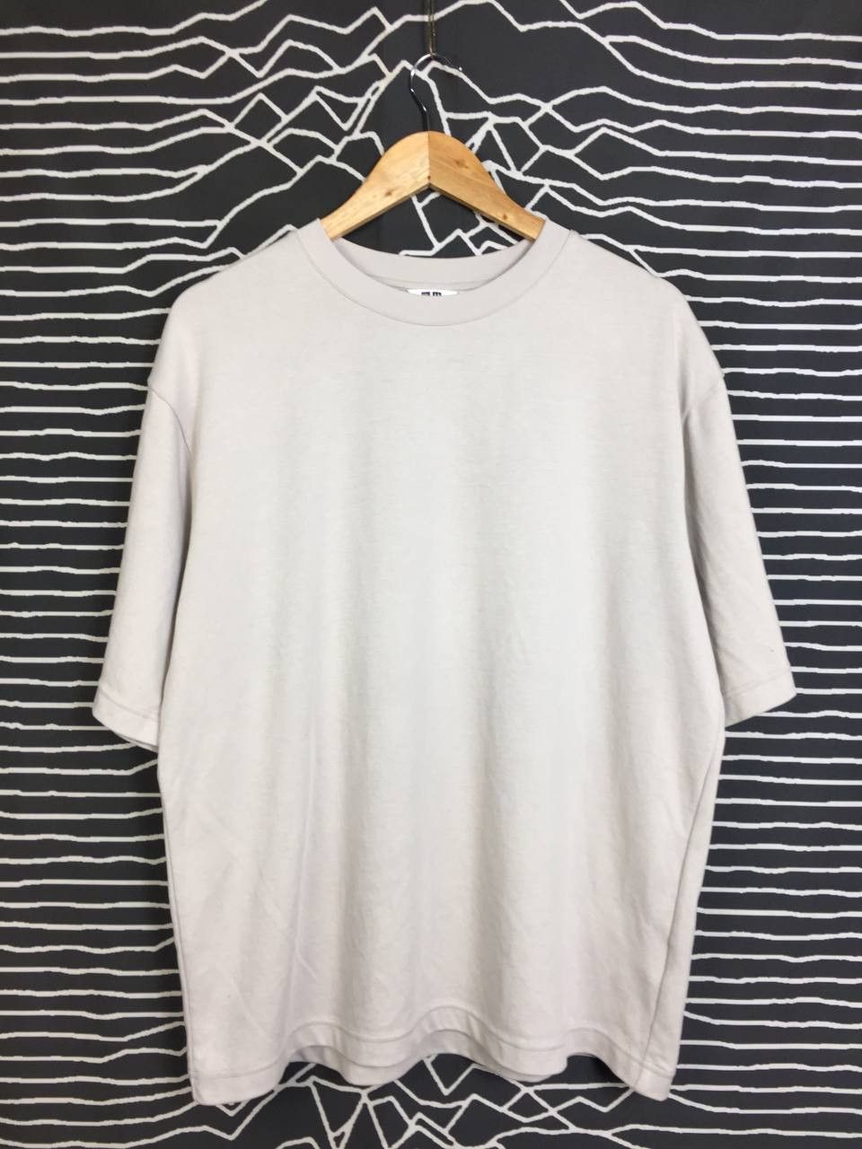 Japanese Brand × Uniqlo Uniqlo U AIRism Crew Neck Half Sleeve Tee Size US XL / EU 56 / 4 - 2 Thumbnail