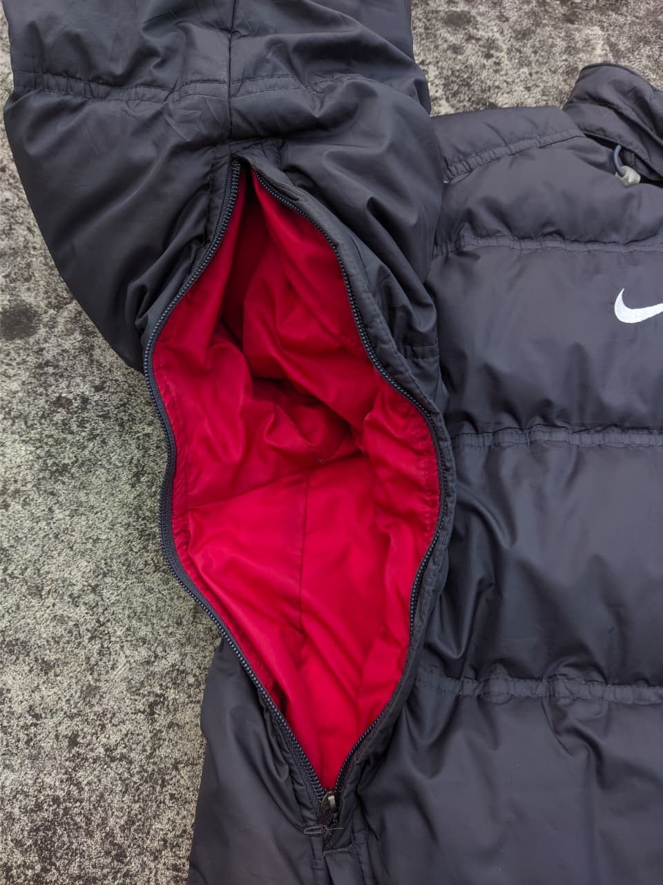 Nike Vintage Nike 00s Manchester United Puffer Jacket Size US L / EU 52-54 / 3 - 5 Thumbnail