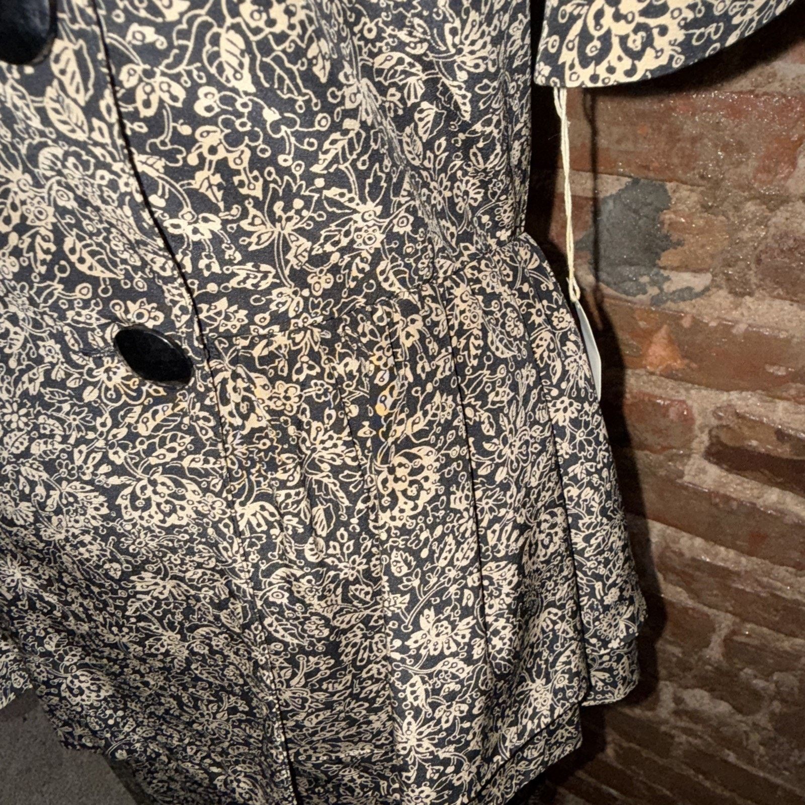 Other 100% Silk Vintage Dark Floral Y2K Peplum Puff sleeve cottage Size L / US 10 / IT 46 - 5 Thumbnail