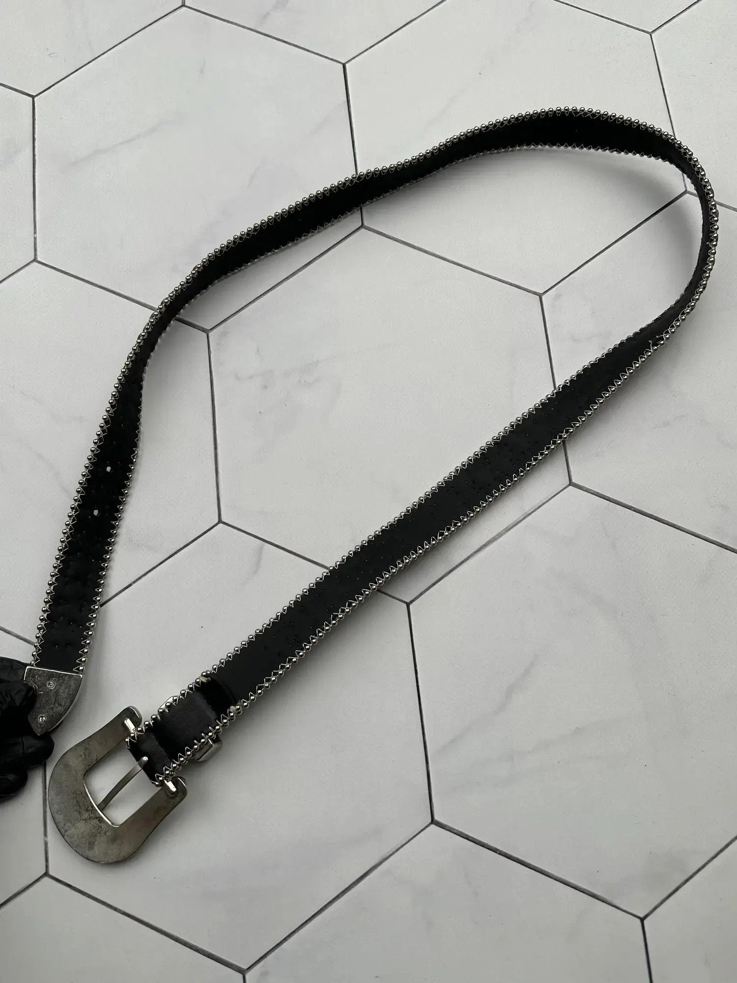Vintage Vintage Leather/Metal Belt With Stones (B475)E2 Size ONE SIZE - 3 Thumbnail