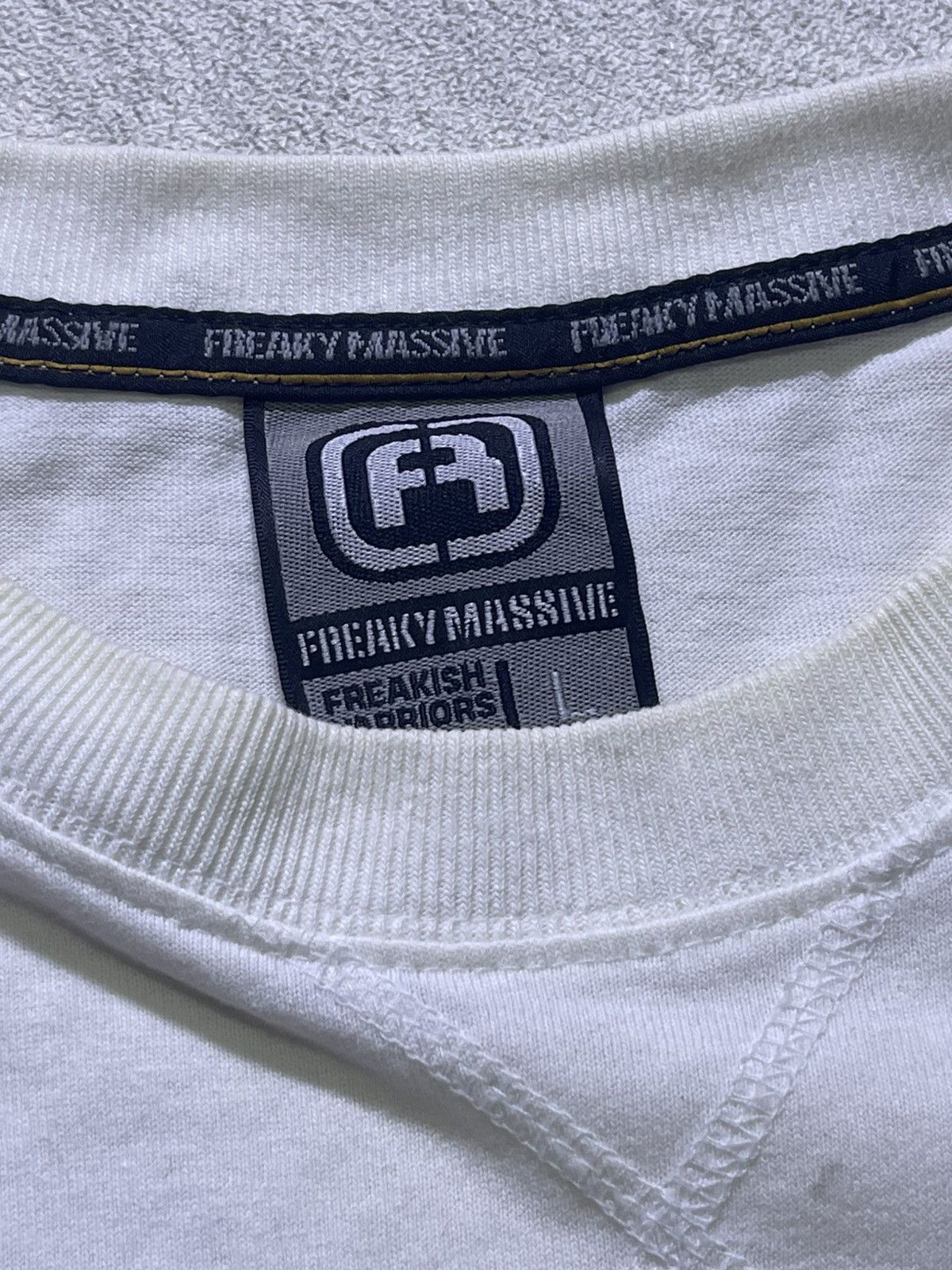Japanese Brand Y2K FREAKY MASSIVE short sleeve tshirt Size US L / EU 52-54 / 3 - 4 Thumbnail