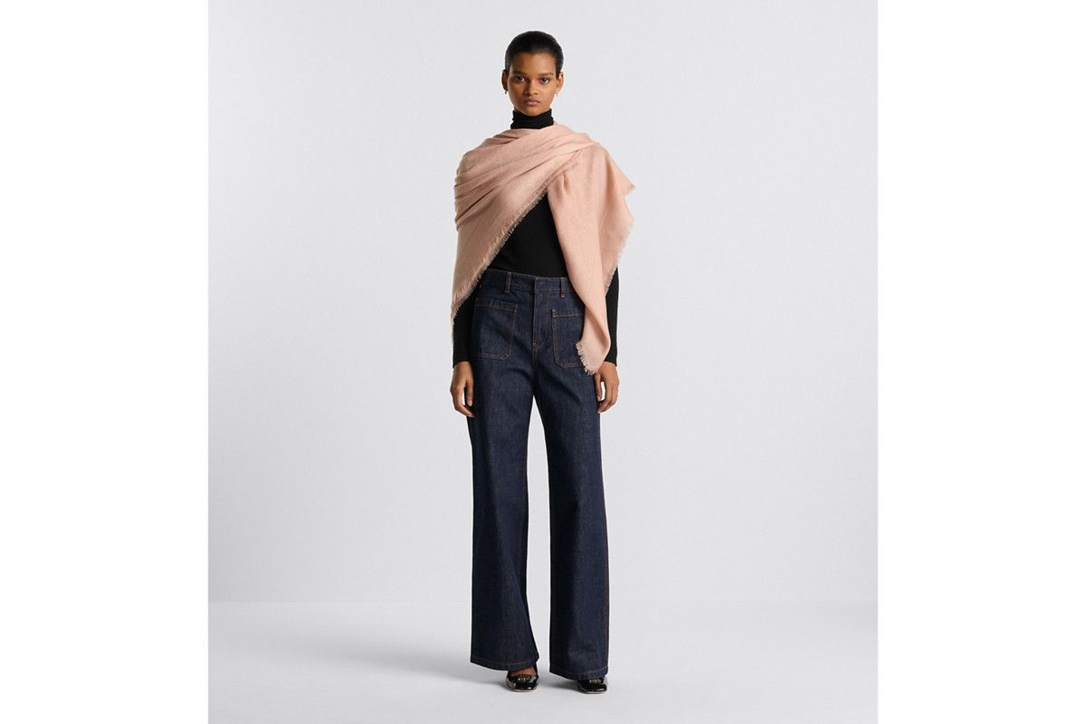 Dior o1bcso1str0226 Size:OS/Cannage Shawl in Light Beige Size ONE SIZE - 3 Thumbnail