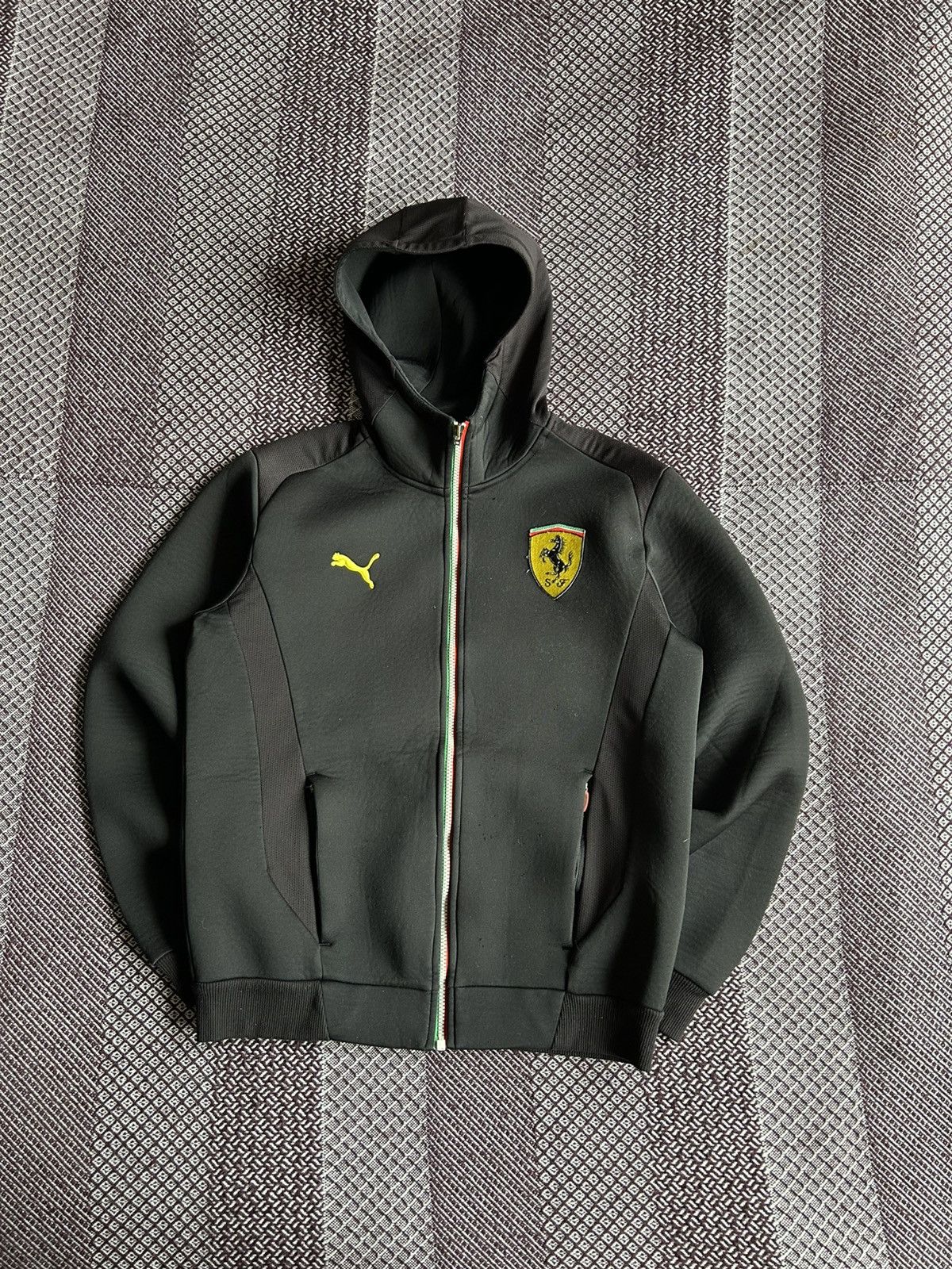 Ferrari × Puma Puma Ferrari Scuderia Full Zip Hoodie Size S Size US S / EU 44-46 / 1 - 1 Thumbnail
