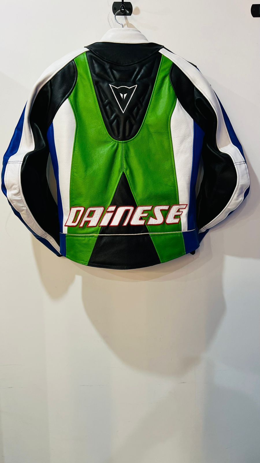 Dainese Men's Leather motorbike racing alpinestar jacket biker Size US S / EU 44-46 / 1 - 2 Thumbnail