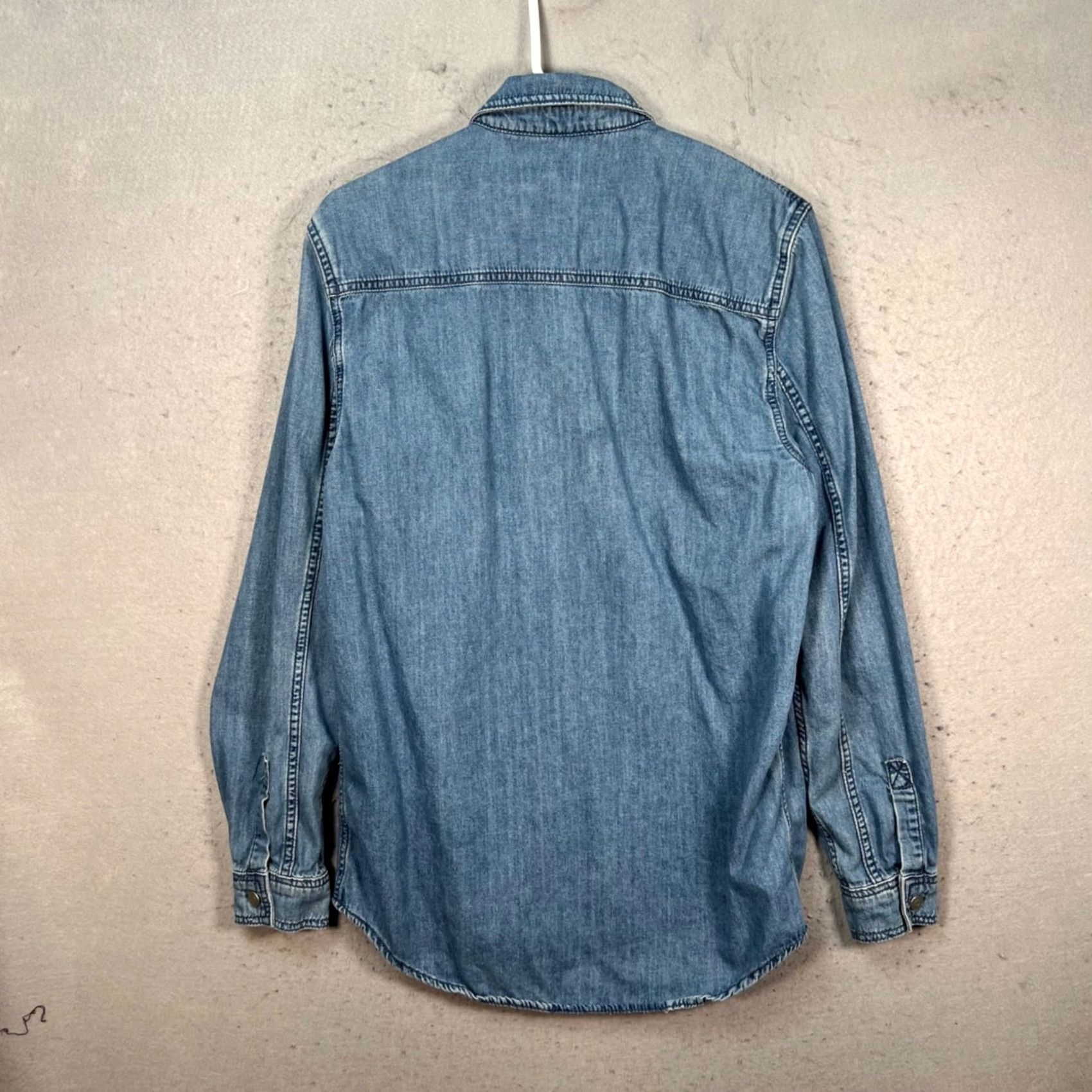 Topman Topman Mens Size Medium Blue Denim Button-Up Shirt Long Sleeve Regular Fit Casual with Pockets Size US M / EU 48-50 / 2 - 2 Thumbnail