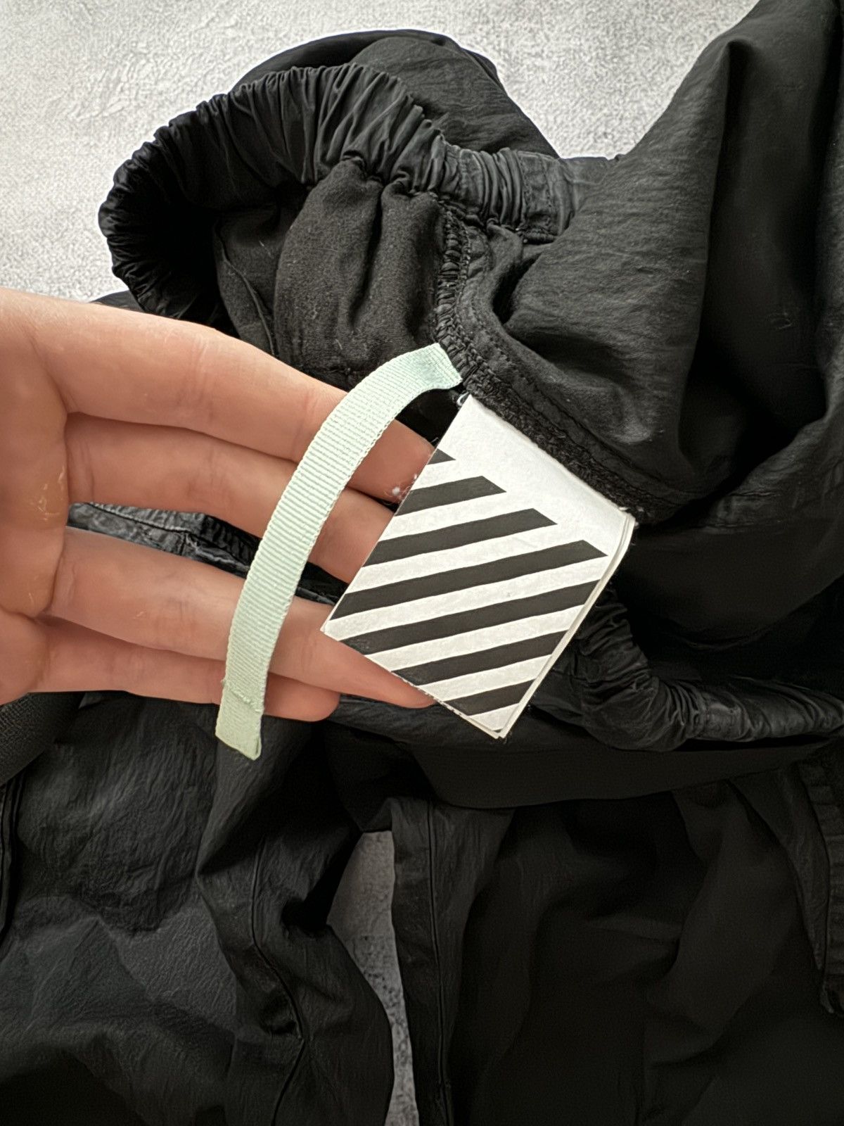 Off-White Off-White Parachute Cargo Pants “Cargo Pant” Black size 32 Size US 32 / EU 48 - 11 Thumbnail