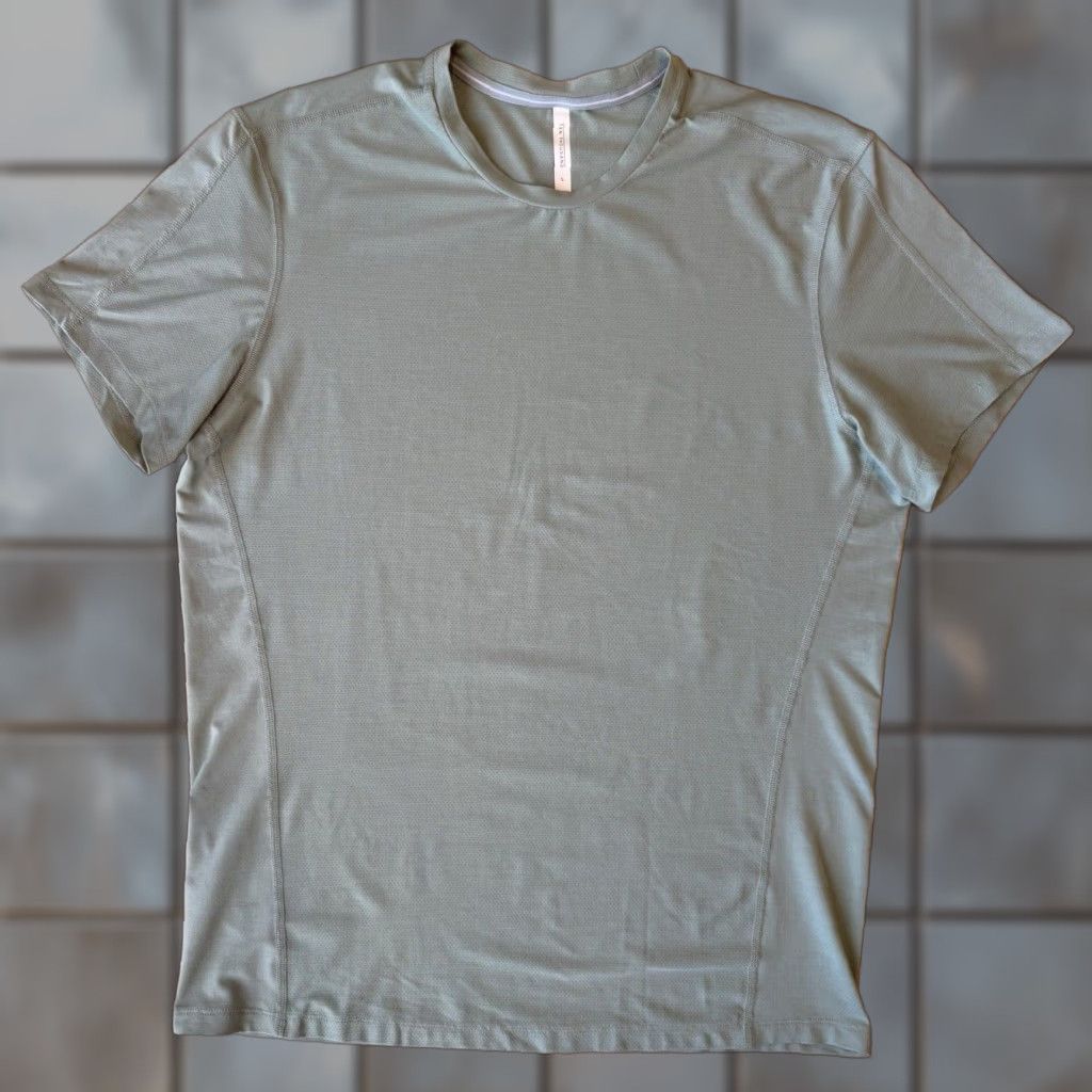 Ten Thousand VINTAGE Ten Thousand Performance Shirt L Green Sportswear Athleisure Workout New York Size US L / EU 52-54 / 3 - 1 Thumbnail