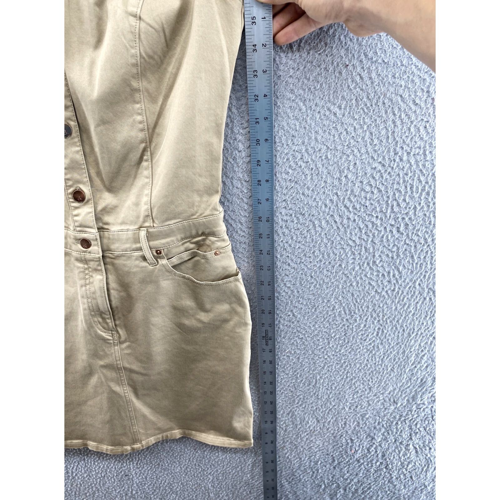 Calvin Klein Calvin Klein Cap Sleeve Button Up Shirt Dress Women’s Size M Beige Dress Shirt Dress Women’s Cap Sleeve Button Up CK Size M / US 6-8 / IT 42-44 - 7 Thumbnail