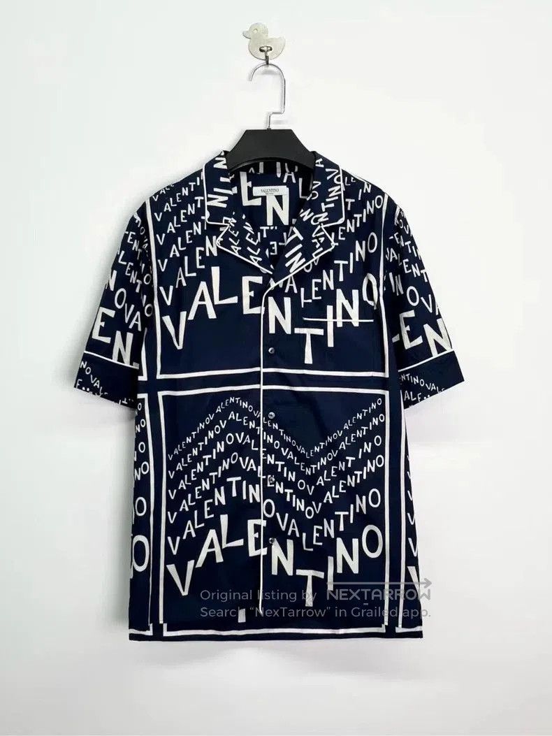 Valentino Valentino Navy Logo Print Short Sleeve Shirt. Size US L / EU 52-54 / 3 - 1 Thumbnail