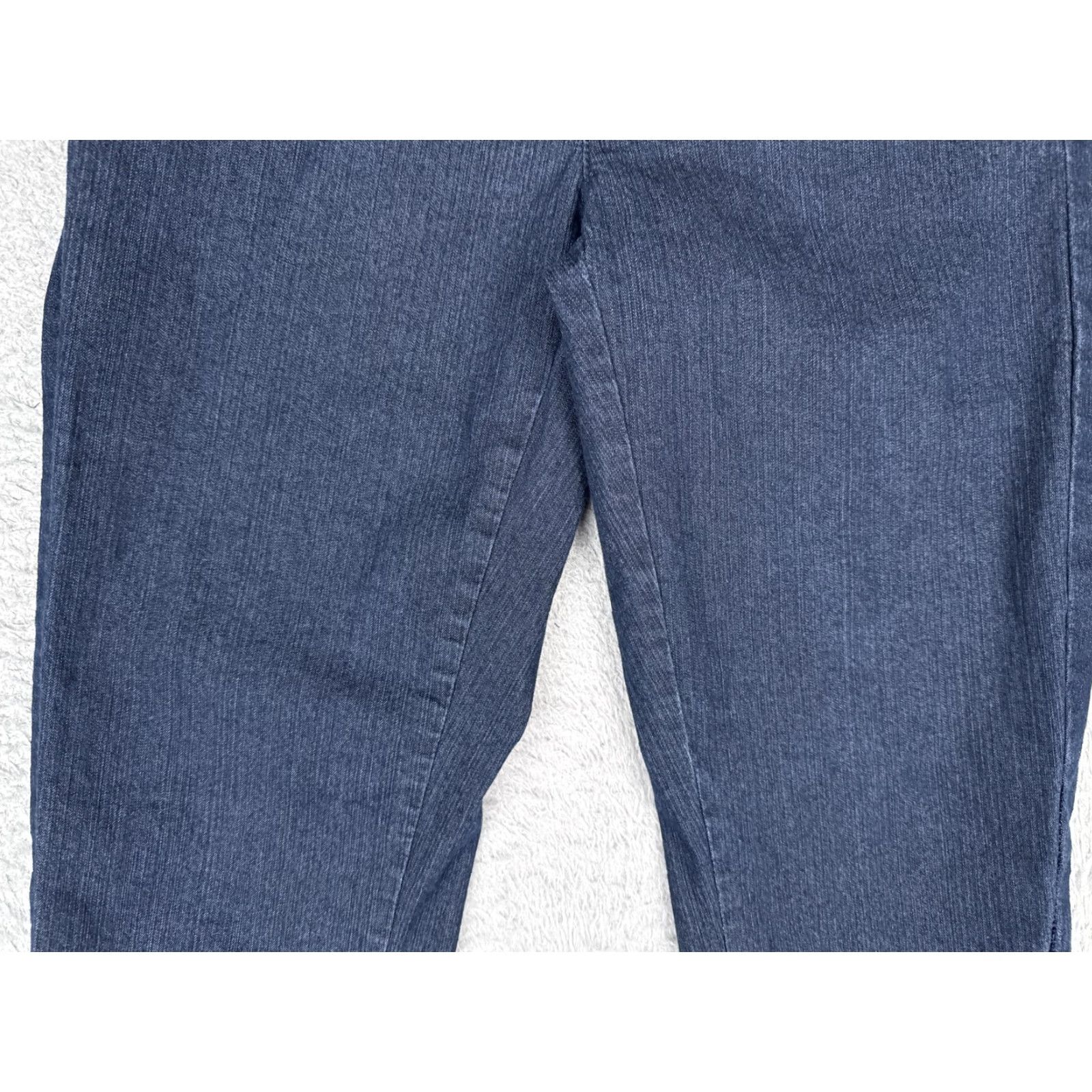 Vintage Chic Classic Collection Capri Jeans Womens 12 Blue Dark Wash Stretch 32x20 Dark Indigo Blue Regular Summer Spring Women's Jeans Capri Size 34" / US 12 / IT 48 - 3 Thumbnail