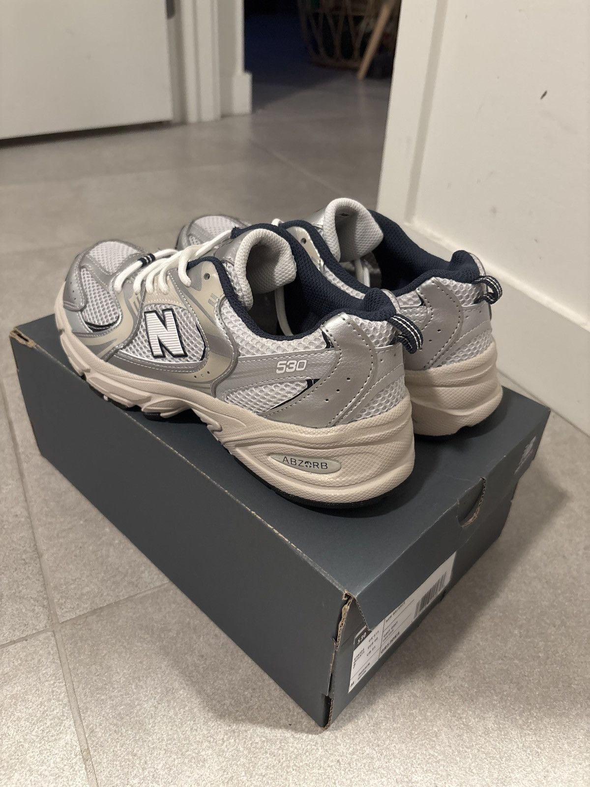 New Balance New Balance 530 Size US 7.5 / EU 40-41 - 1 Thumbnail