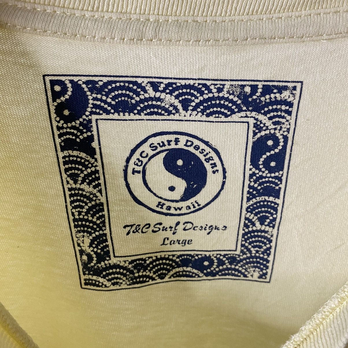 Vintage Y2K T&C Surf Bear Surfing T Shirt Size US M / EU 48-50 / 2 - 3 Thumbnail