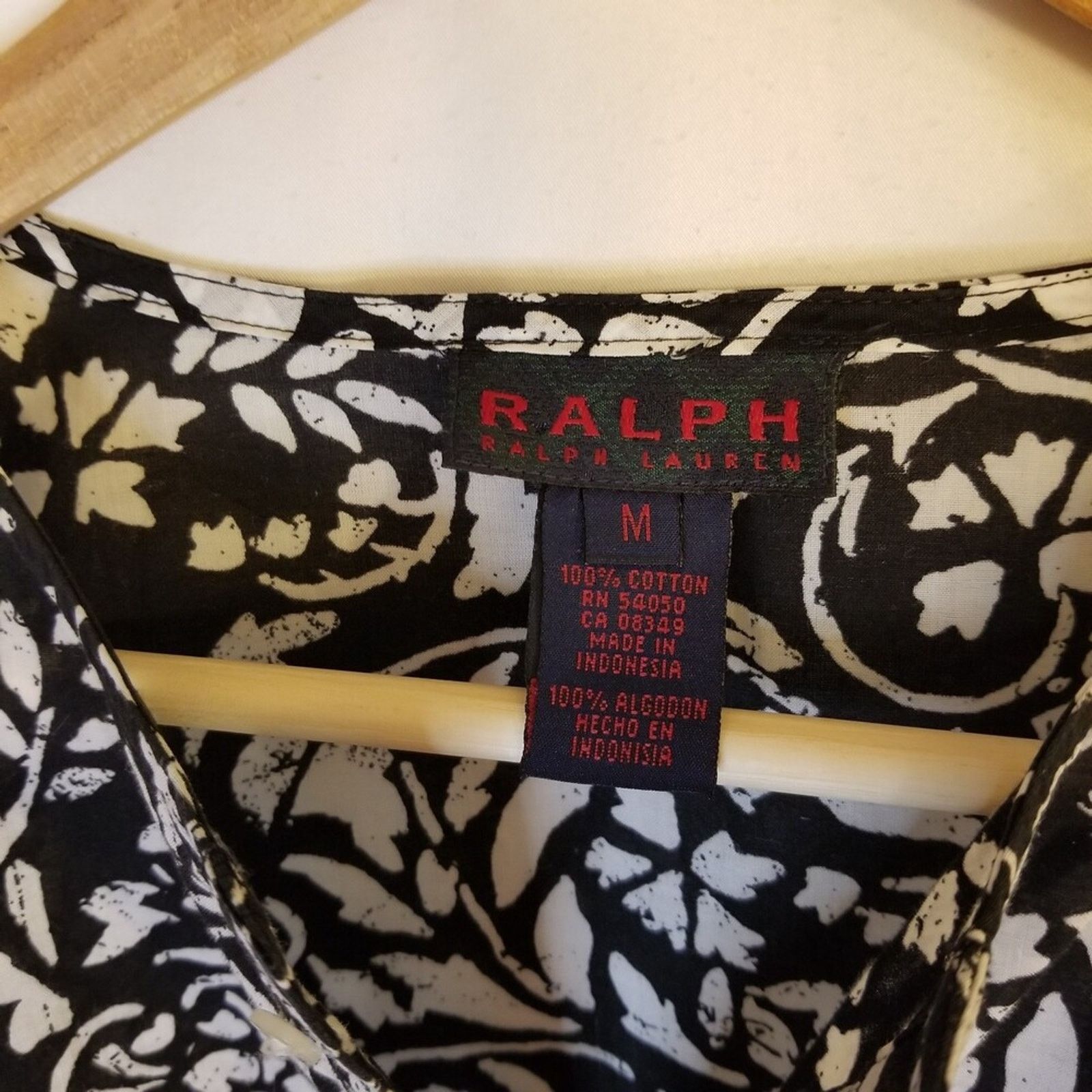 Ralph Lauren Ralph Ralph Lauren Black White Floral Pattern blouse M Med Size M / US 6-8 / IT 42-44 - 2 Thumbnail