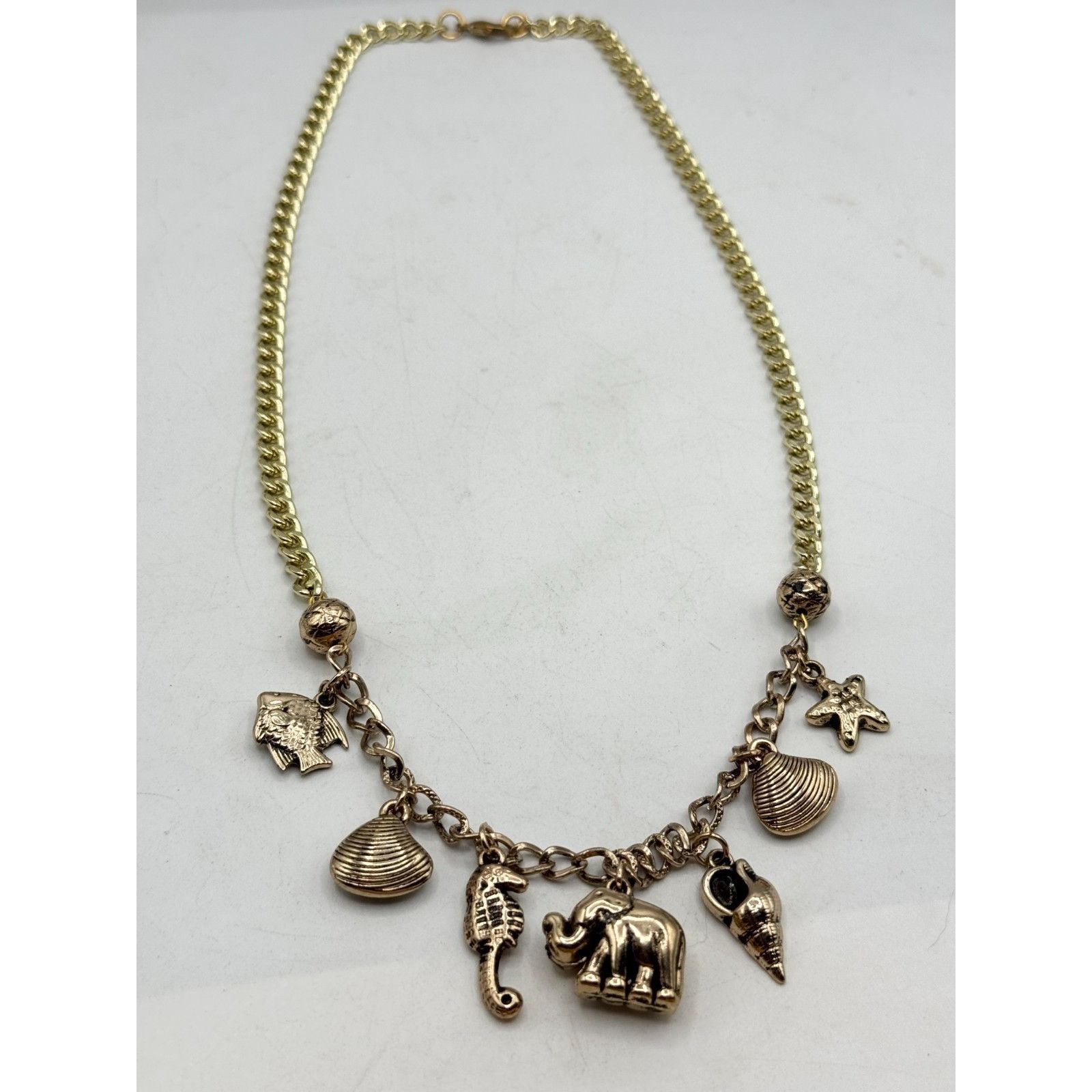 Vintage Vintage gold tone Sealife jungle charm necklace Size ONE SIZE - 5 Thumbnail