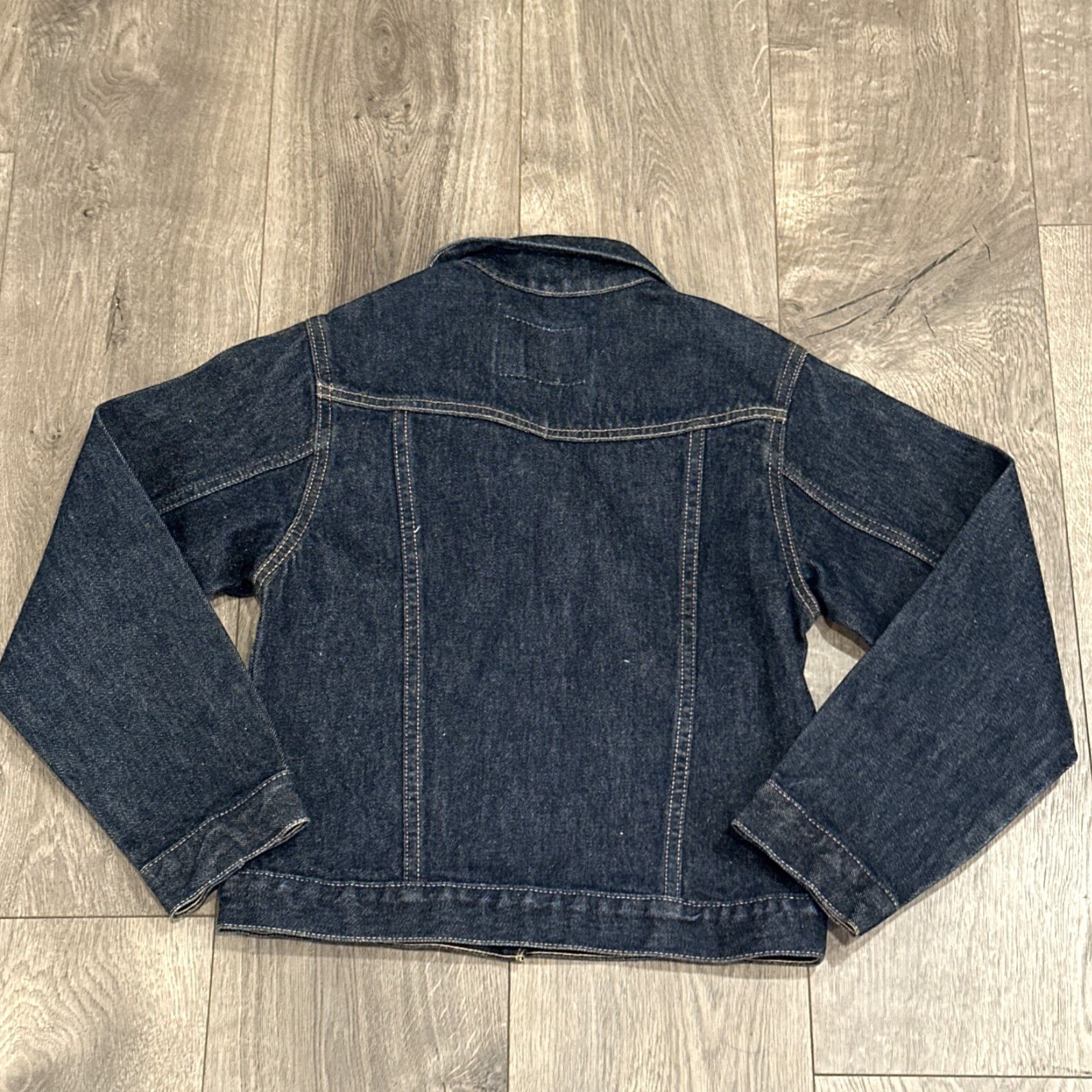 Levi's VINTAGE Levi's Trucker Denim Jacket Medium Blue Dark Wash Biker Womens 90s Size M / US 6-8 / IT 42-44 - 4 Thumbnail