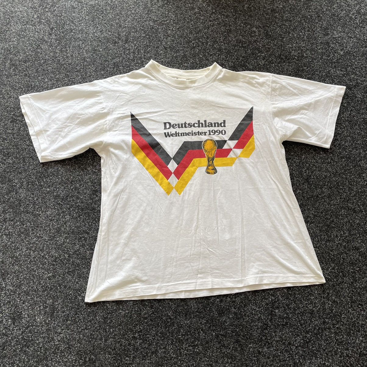 Vintage Deutschland Weltmeister 1990 tee shirt 90s Germany jersey Size US XL / EU 56 / 4 - 1 Thumbnail